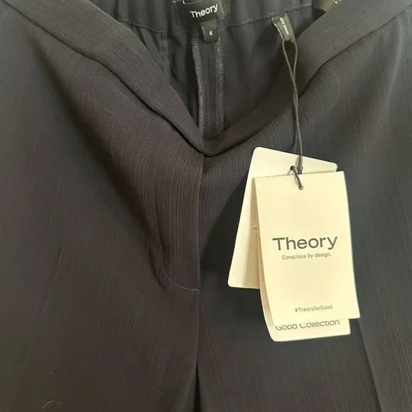 NWT Crepe cropped Trouser Pant